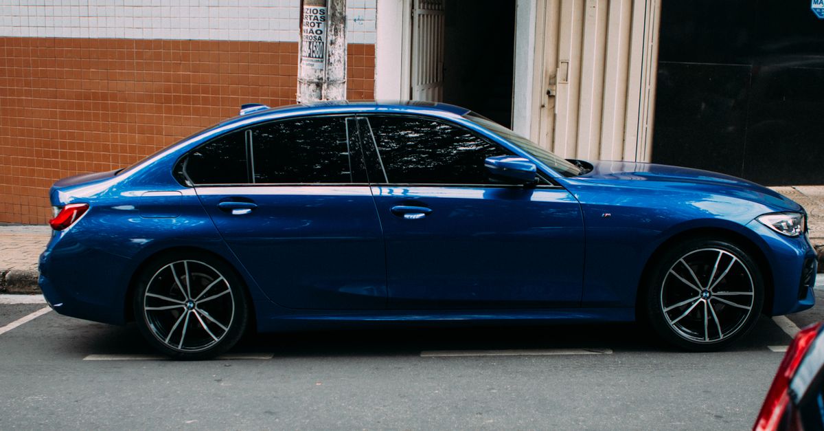 A Guide to Choosing the Right Safety Window Tint for Your Sydney Property