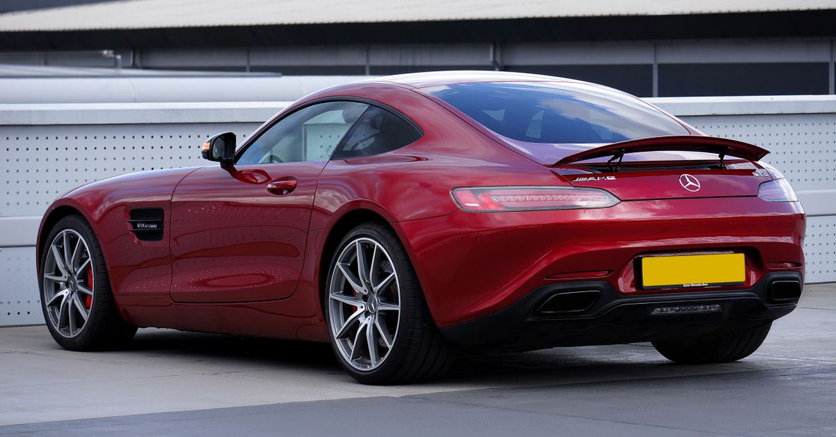Understanding the Technology Behind Carbon Window Tinting